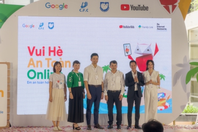 Thời gian trẻ em lên mạng tăng, Google hỗ trợ tiếp cận Internet an toàn